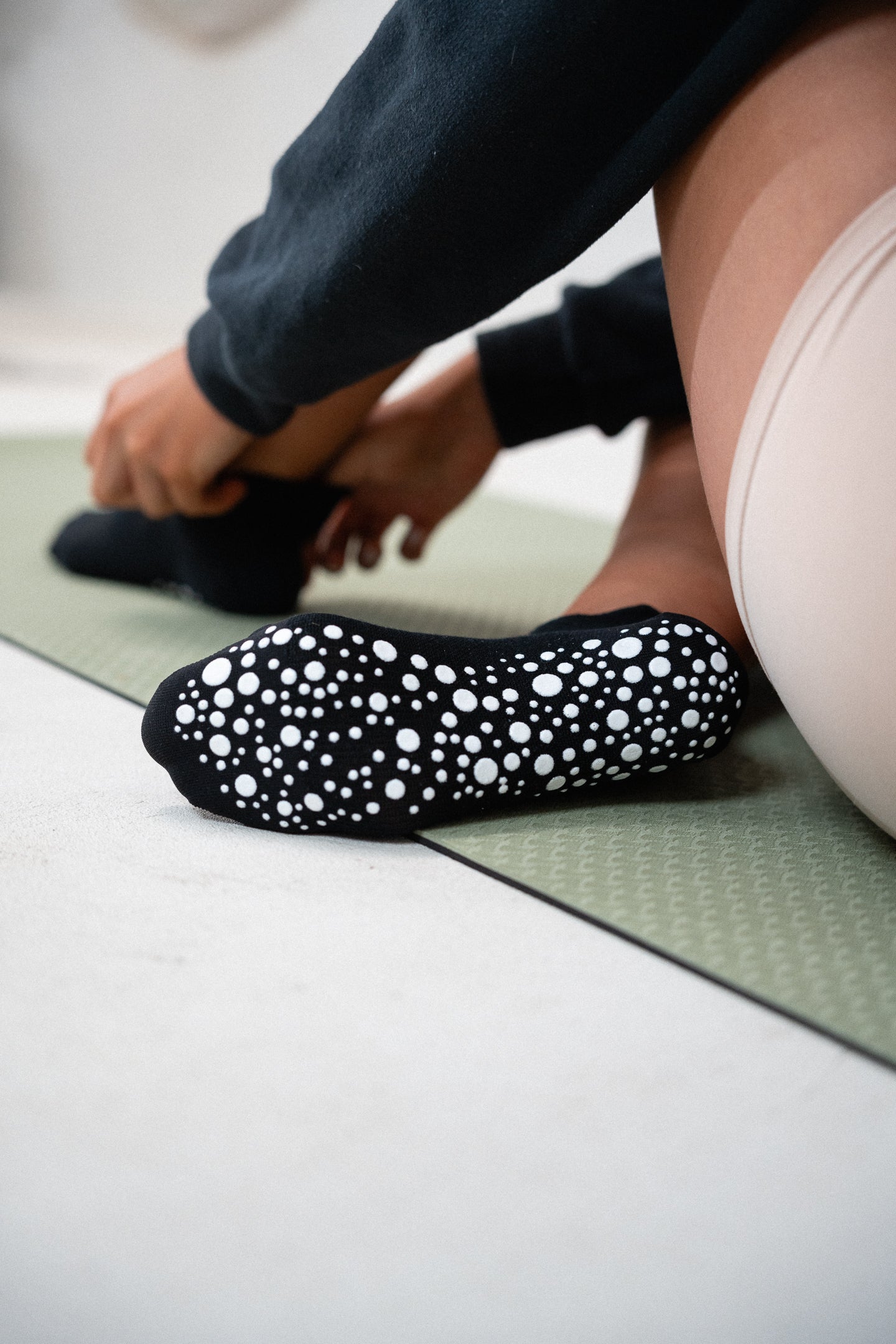 Black Australian Merino Wool Grip Socks